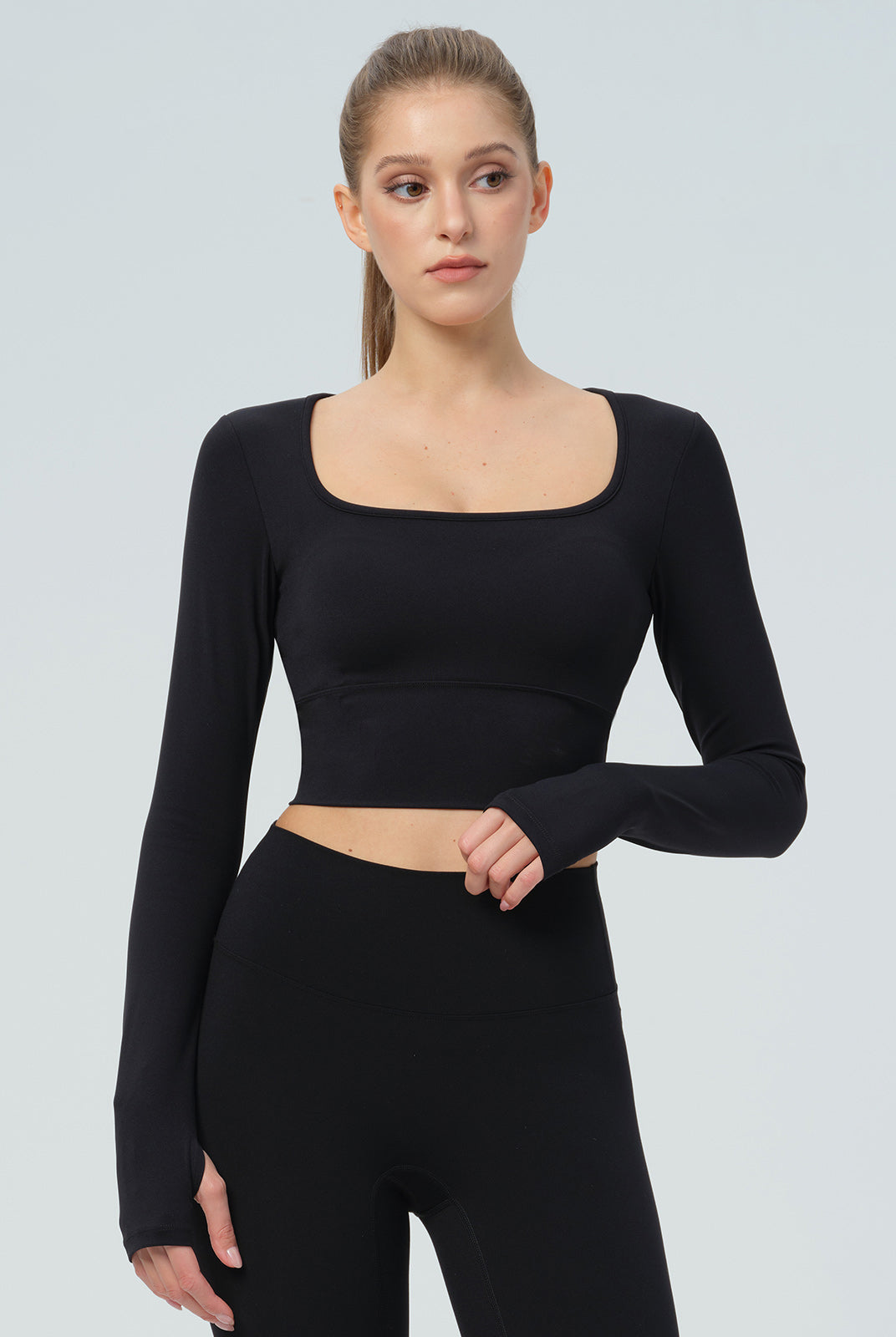 Women's Knitted Nylon Yoga Long Sleeve Top Sustainable Yoga Tops - BERLOOK