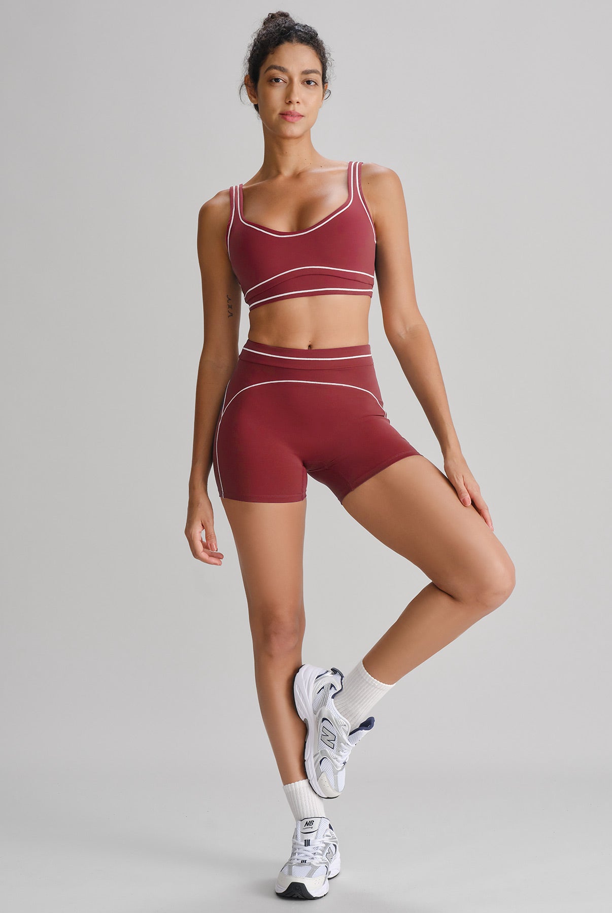 Women's Knitted Nylon Yoga Shorts Sustainable Yoga Bottoms - BERLOOK