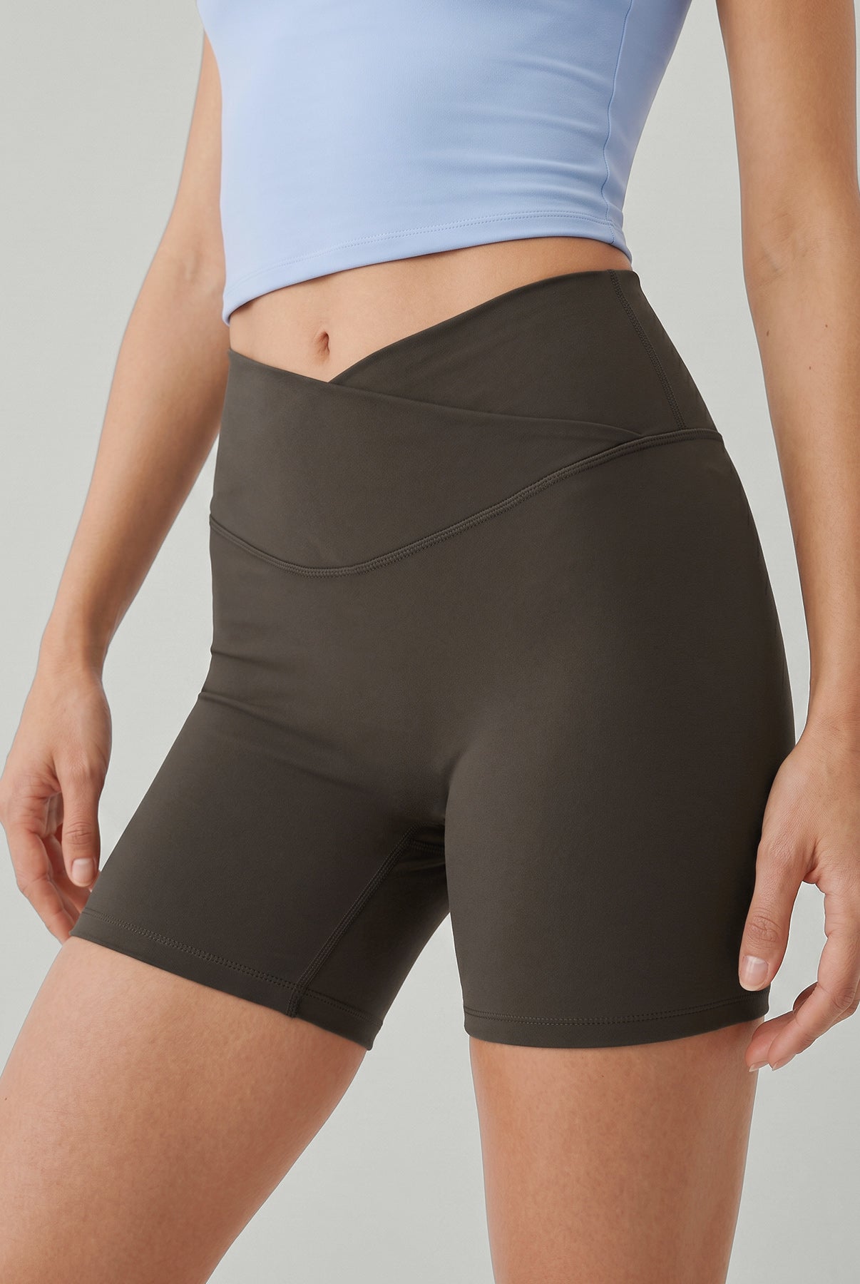 Women's Knitted Nylon Yoga Shorts Sustainable Yoga Bottoms - BERLOOK