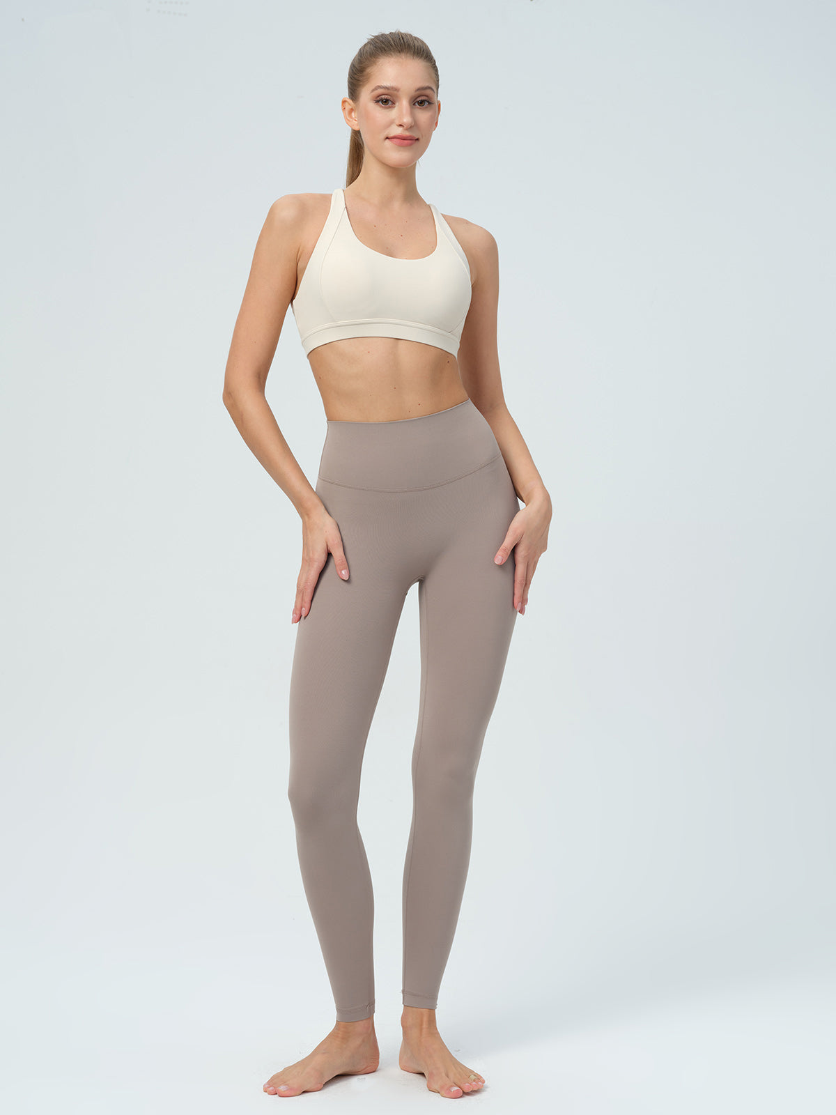 Women's Knitted Nylon Yoga Sports Bra Sustainable Yoga Tops - BERLOOK