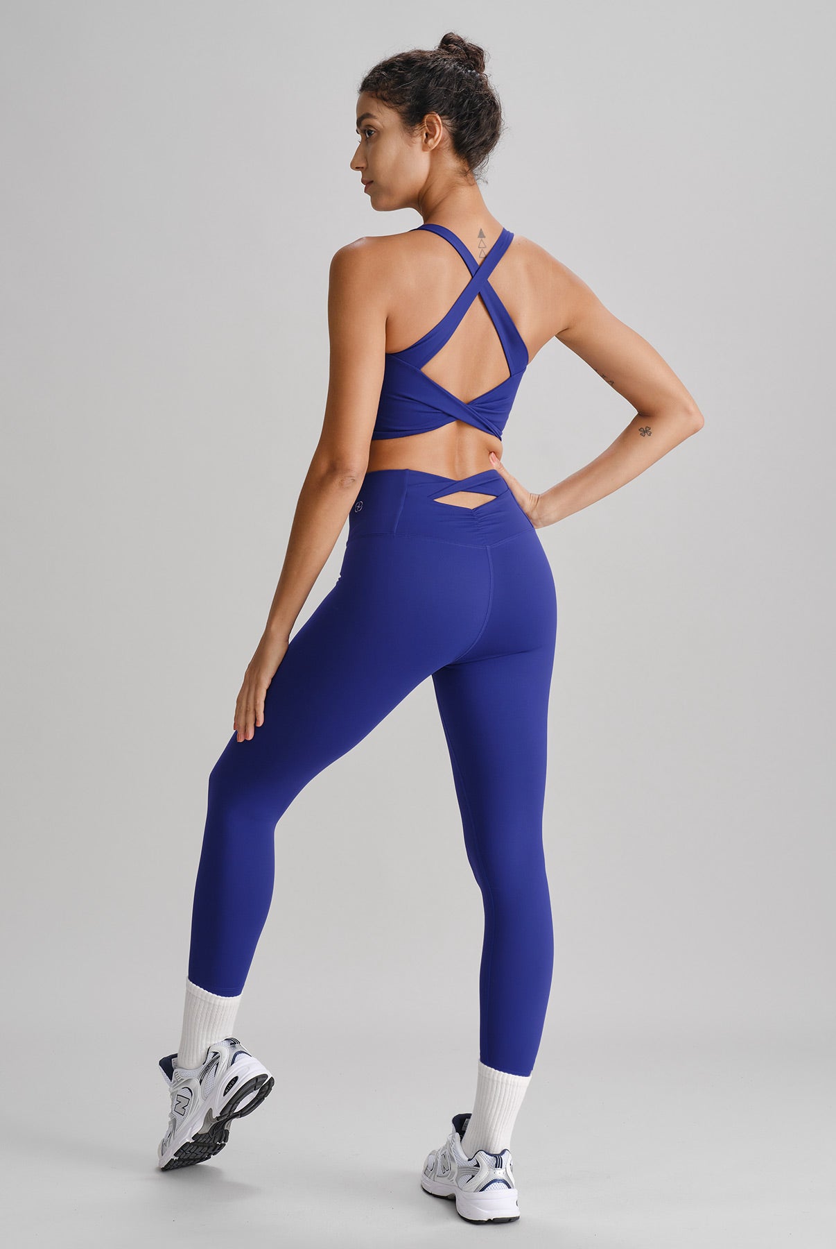 Women's Knitted Nylon Yoga Sports Bra Sustainable Yoga Tops - BERLOOK