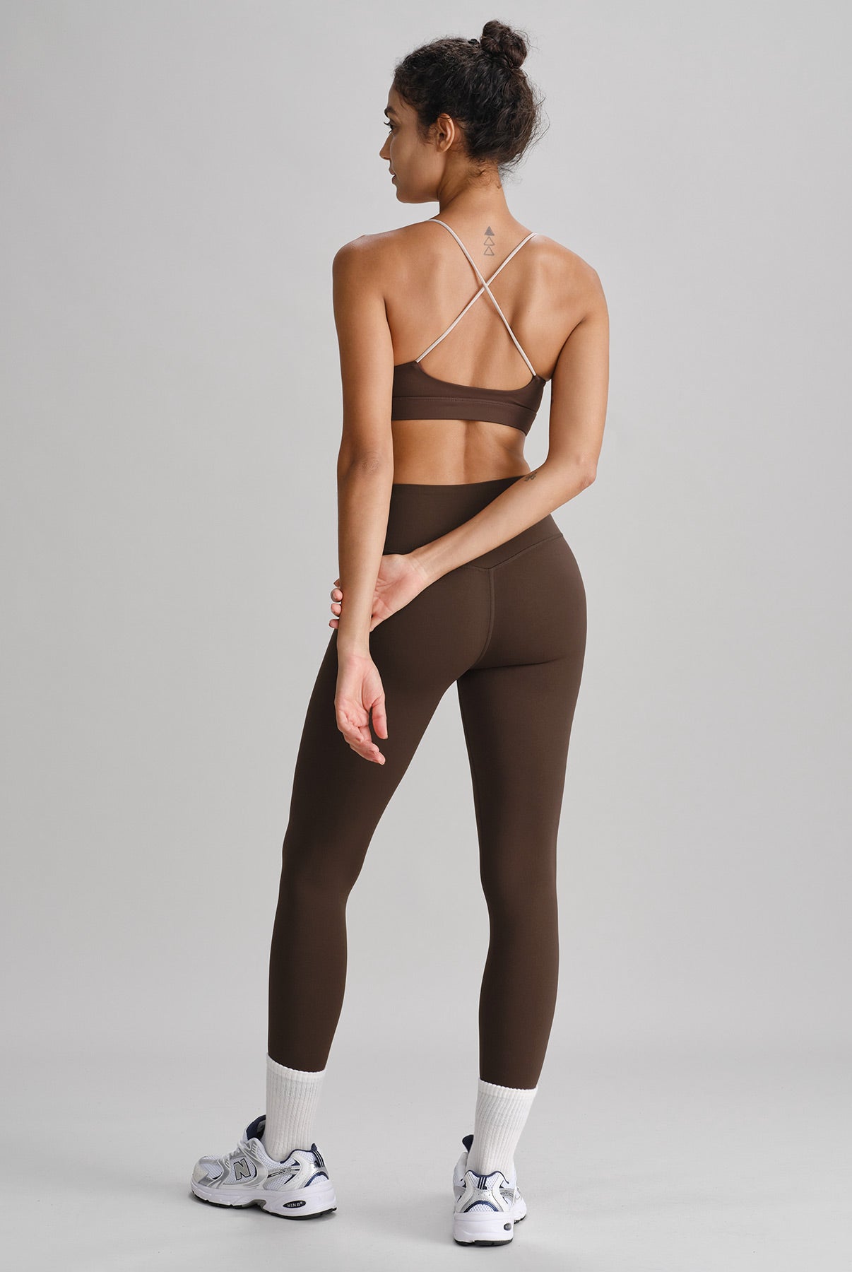 Women's Knitted Nylon Yoga Sports Bra Sustainable Yoga Tops - BERLOOK