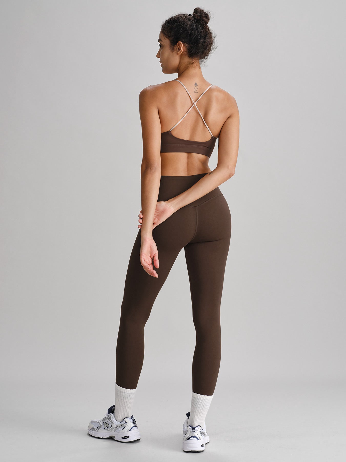 Women's Knitted Nylon Yoga Sports Bra Sustainable Yoga Tops - BERLOOK