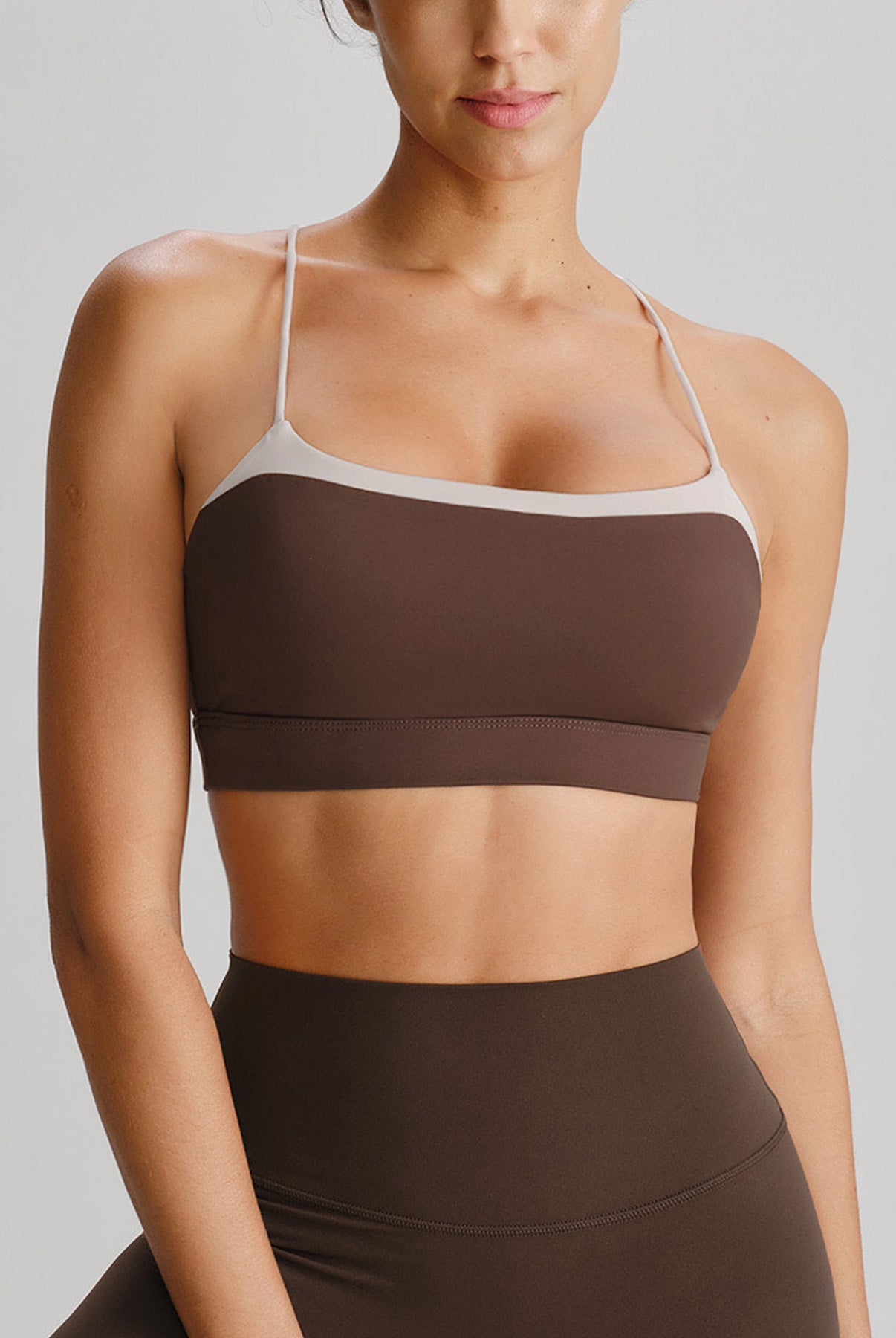 Women's Knitted Nylon Yoga Sports Bra Sustainable Yoga Tops - BERLOOK