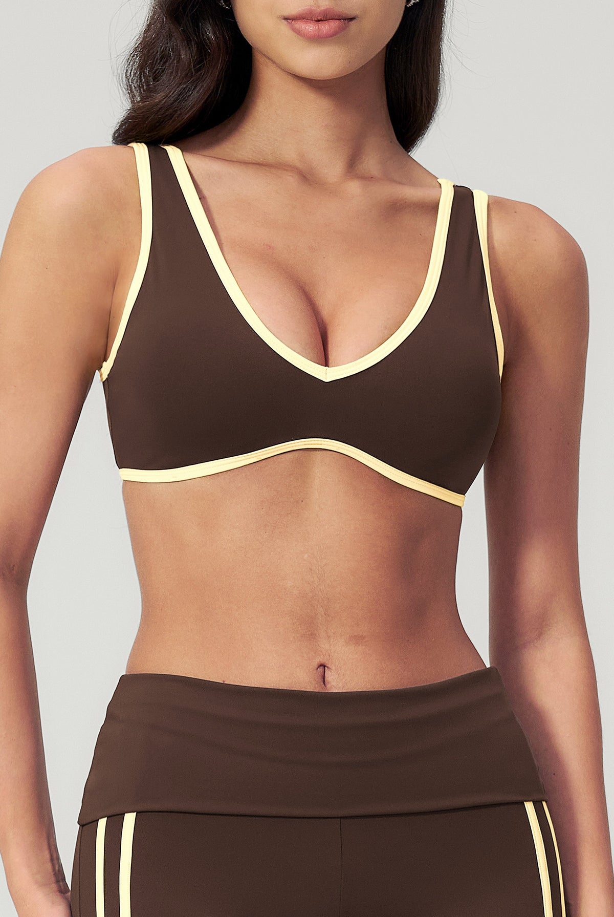 Women's Knitted Nylon Yoga Sports Bras Sustainable - BERLOOK - 01
