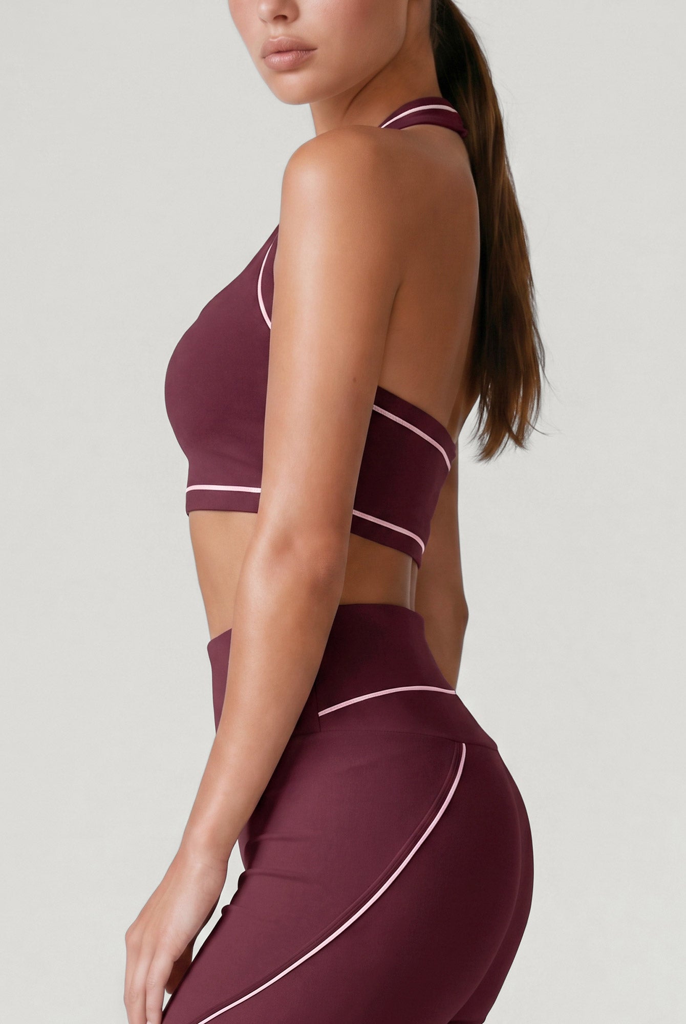 Women's Knitted Nylon Yoga Sports Bras Sustainable Yoga Tops - BERLOOK