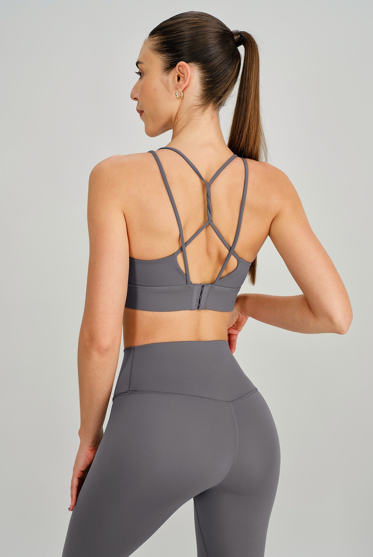 Women's Knitted Nylon Yoga Sports Bras Sustainable Yoga Tops - BERLOOK