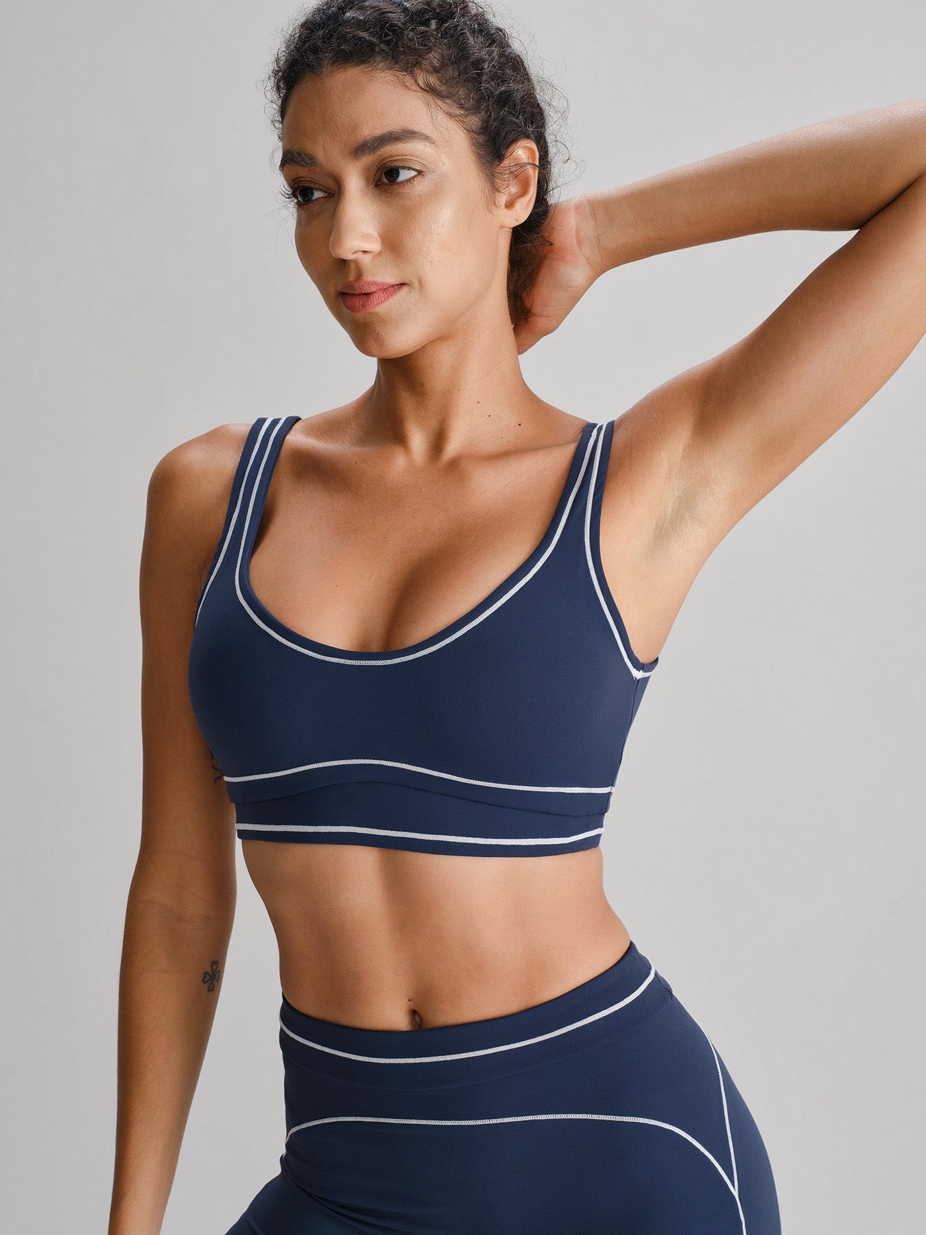 Women's Knitted Nylon Yoga Sports Bras Sustainable Yoga Tops - BERLOOK