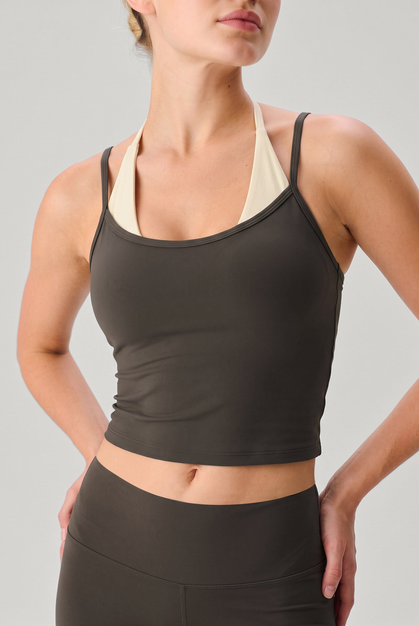 Women's Knitted Nylon Yoga Tank Top Coffee Sustainable - BERLOOK