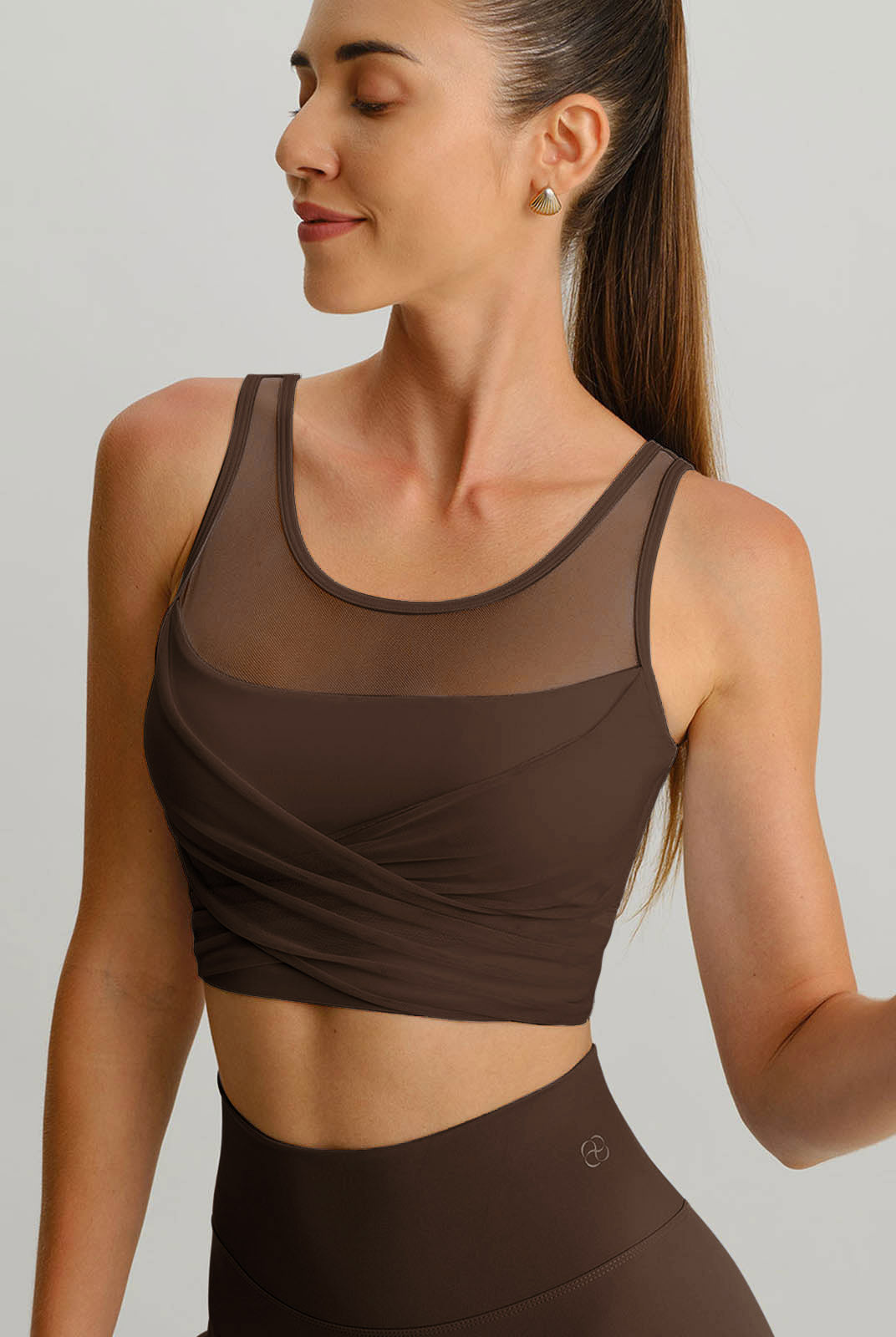 Women's Knitted Nylon Yoga Tank Top Coffee Sustainable Yoga Tops - BERLOOK
