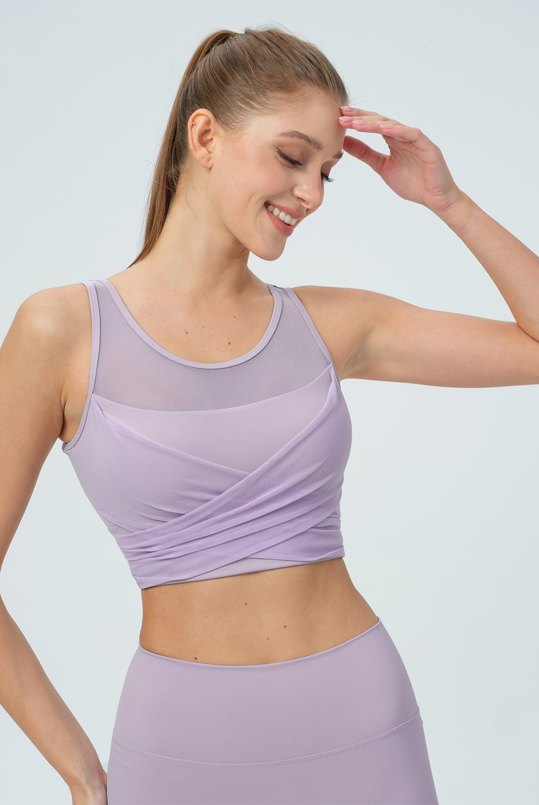 Women's Knitted Nylon Yoga Tank Top Sustainable Yoga Tops - BERLOOK