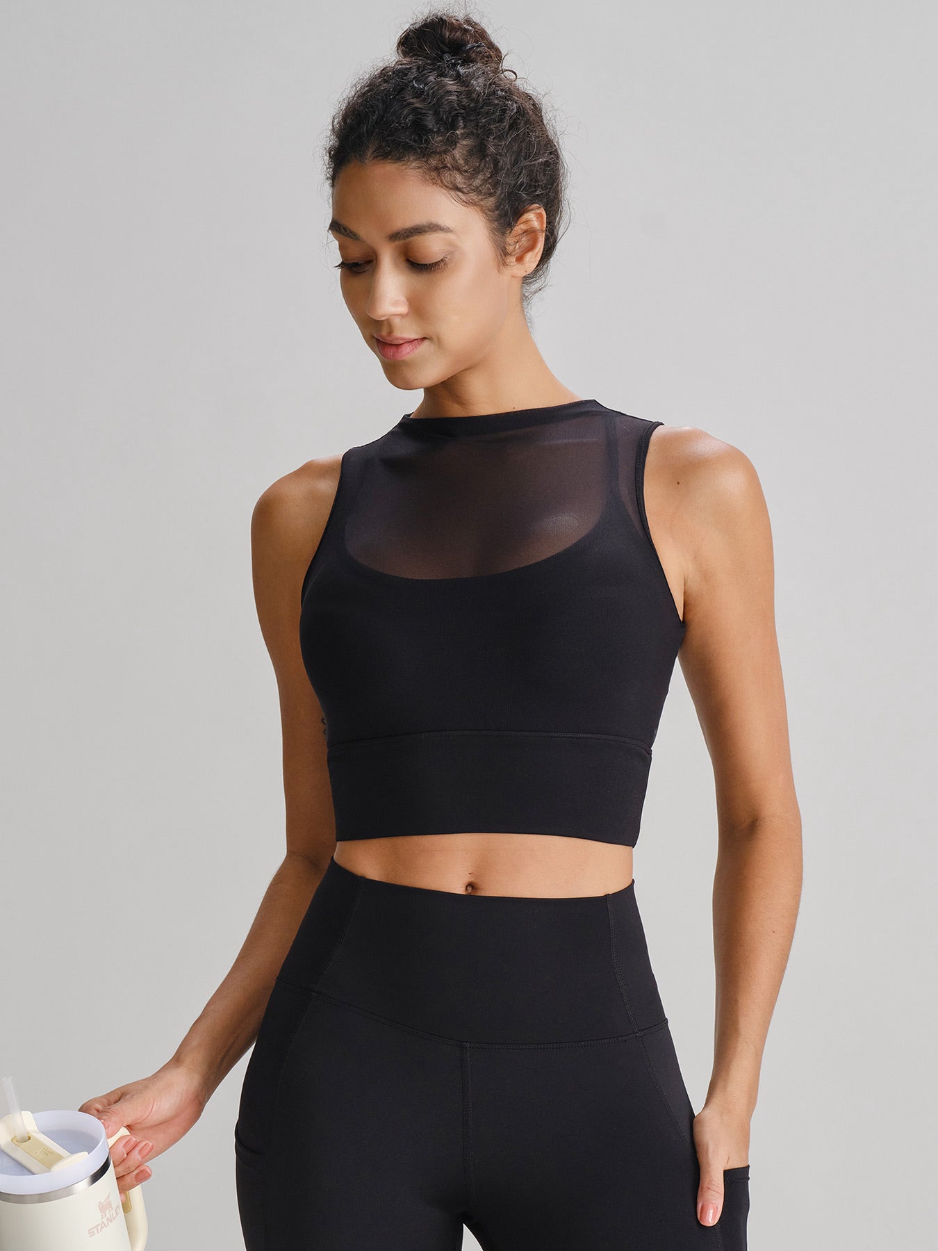 Women's Knitted Nylon Yoga Tank Top Sustainable Yoga Tops - BERLOOK