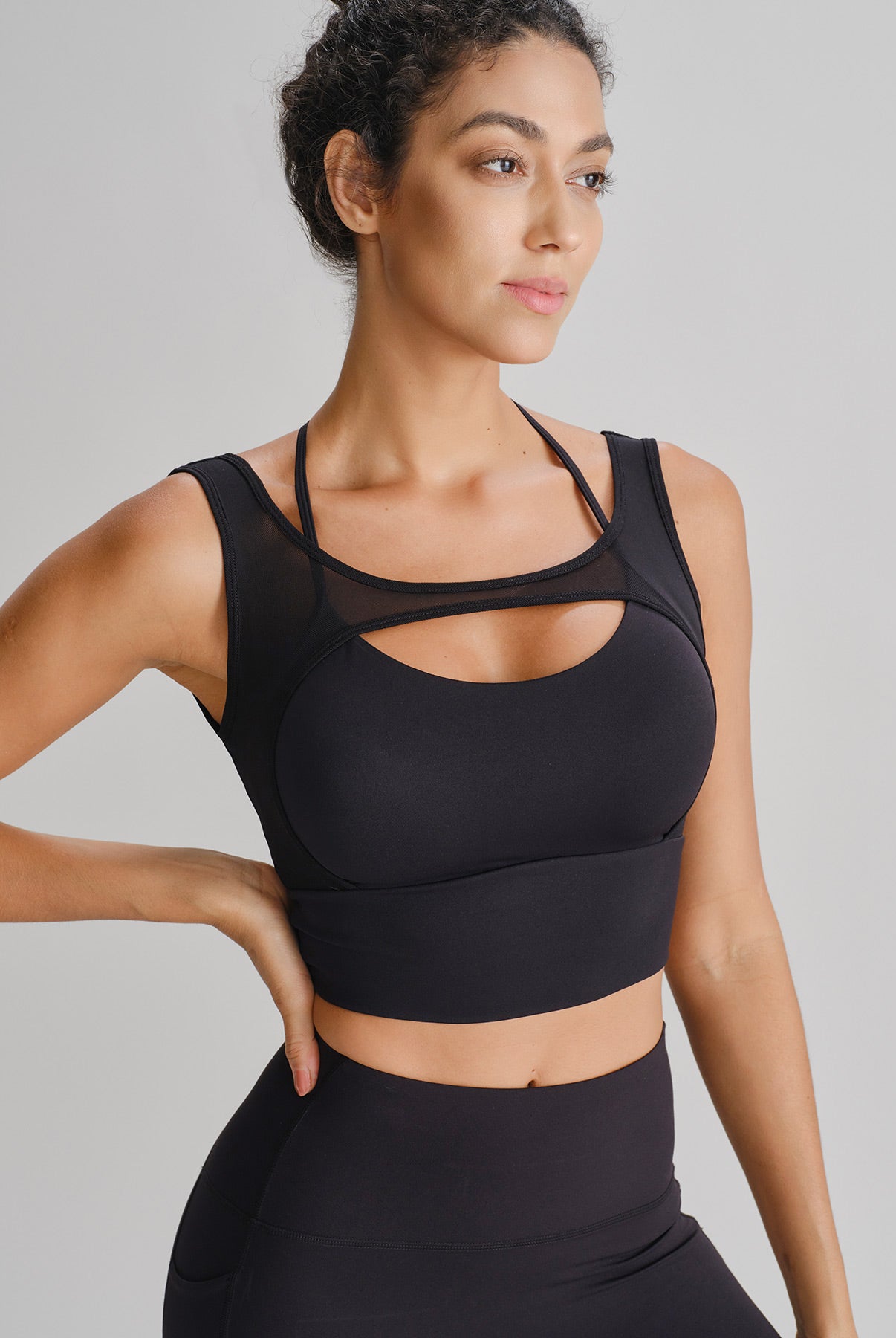 Women's Knitted Nylon Yoga Tank Top Sustainable Yoga Tops - BERLOOK