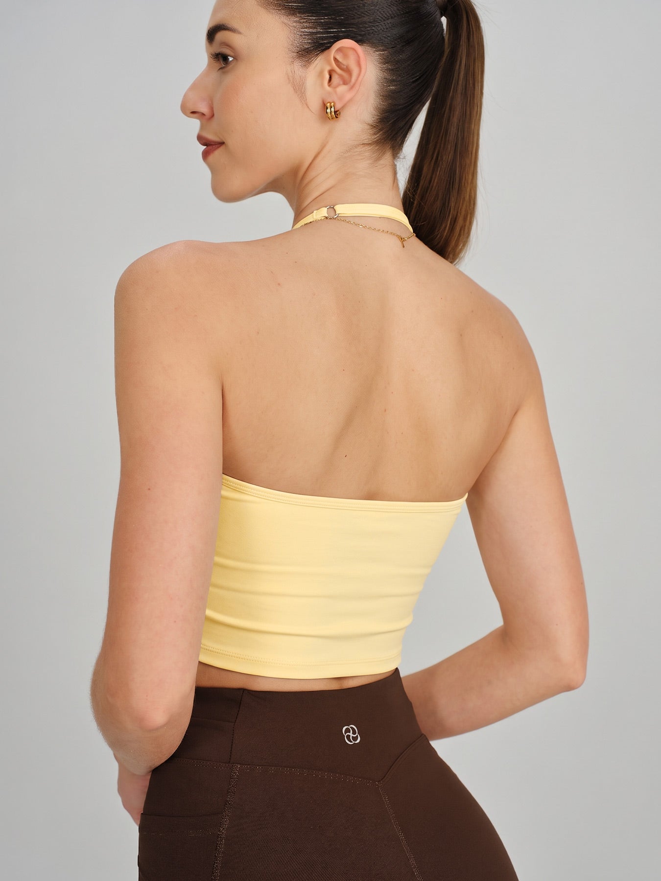 Women's Knitted Nylon Yoga Tank Top Sustainable Yoga Tops - BERLOOK