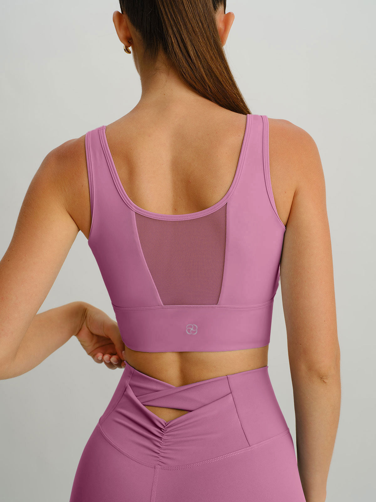 Women's Knitted Nylon Yoga Tank Tops Sustainable Yoga Tops - BERLOOK