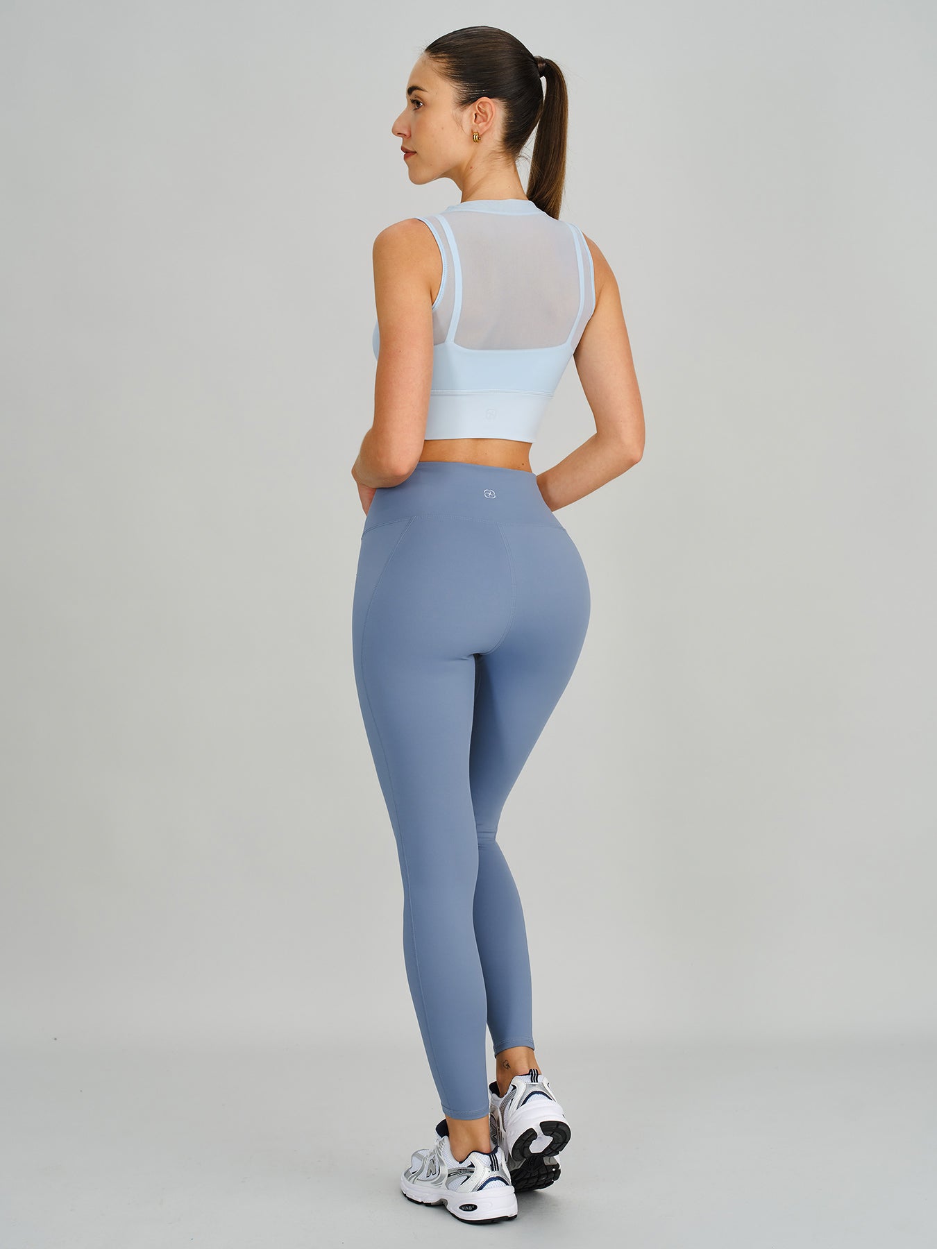Women's Knitted Nylon Yoga Tank Tops Sustainable Yoga Tops - BERLOOK