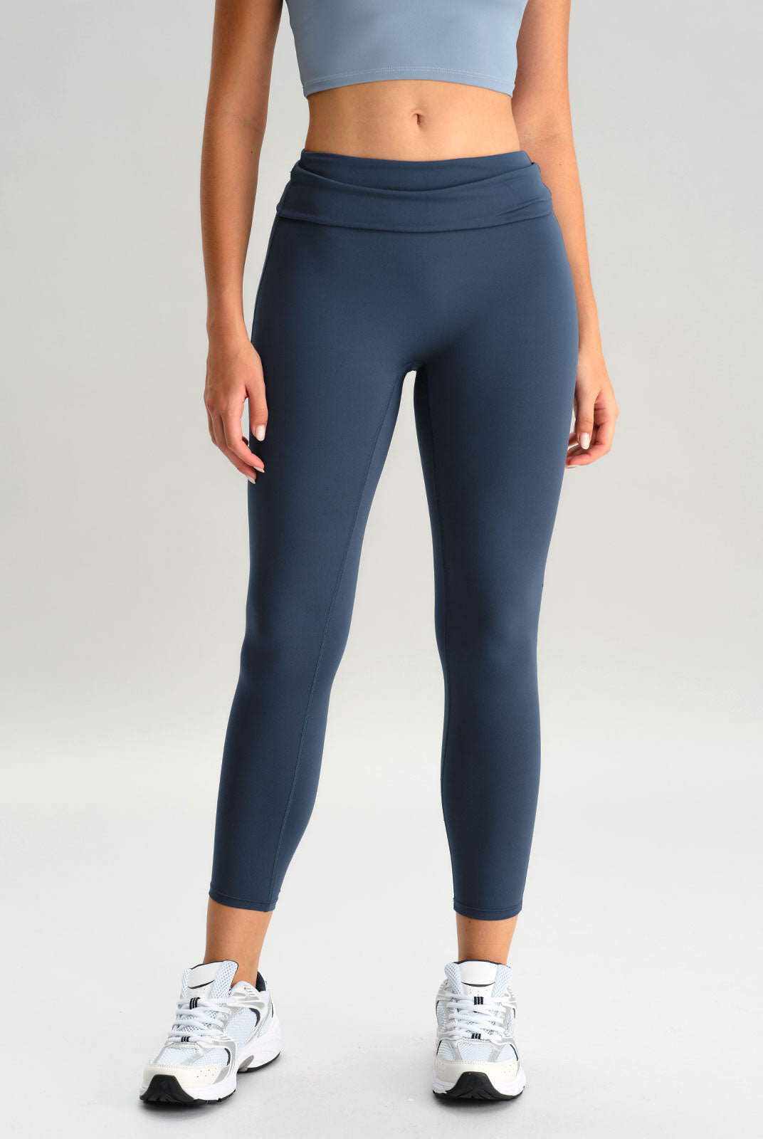 Women's Knitted Polyester Leggings Sustainable Yoga Bottoms - BERLOOK