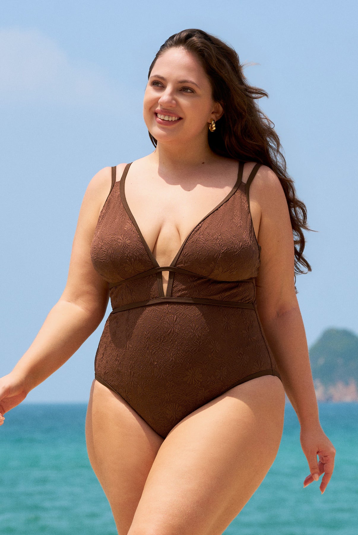 Women's Knitted Polyester One-Piece Swimsuit Sustainable Plus Size One-Pieces - BERLOOK