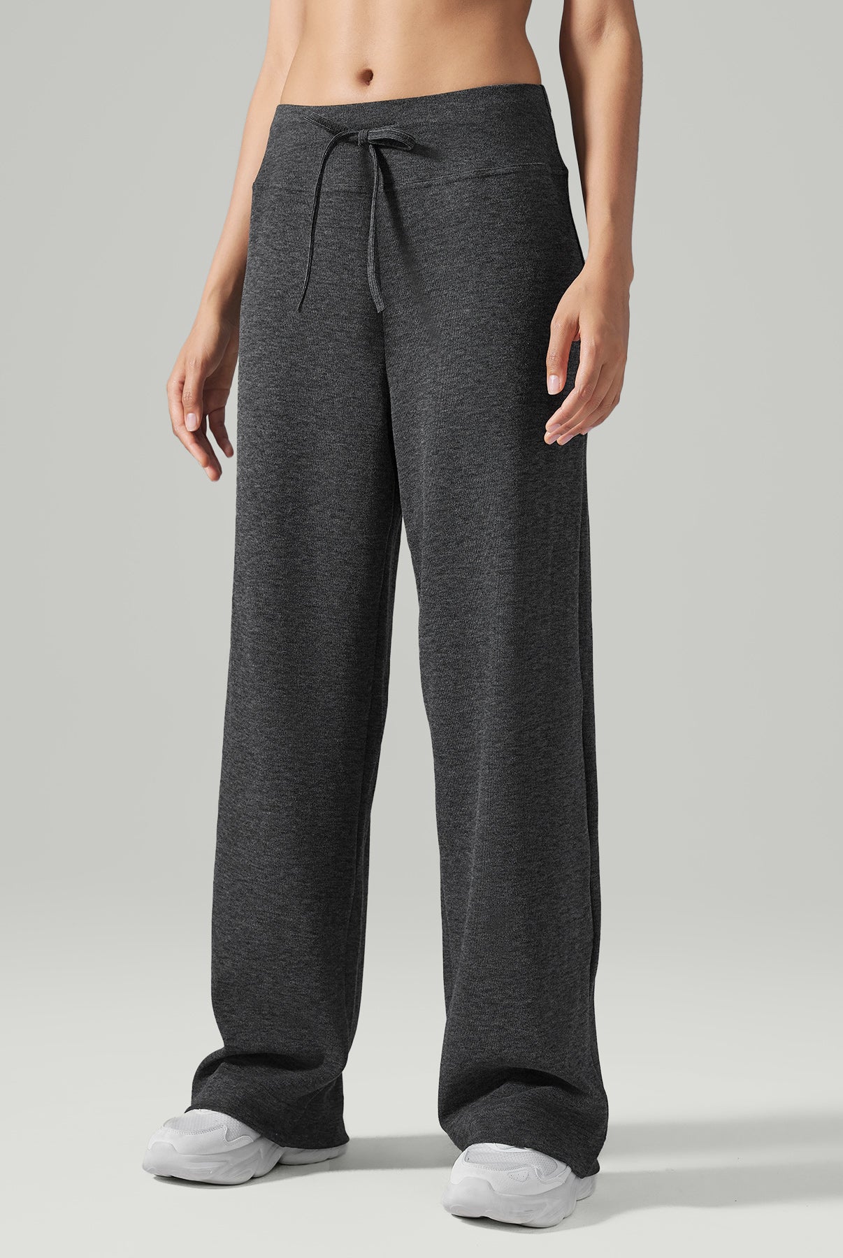 Women's Knitted Polyester Yoga Pants Black Sustainable Yoga Bottoms - BERLOOK