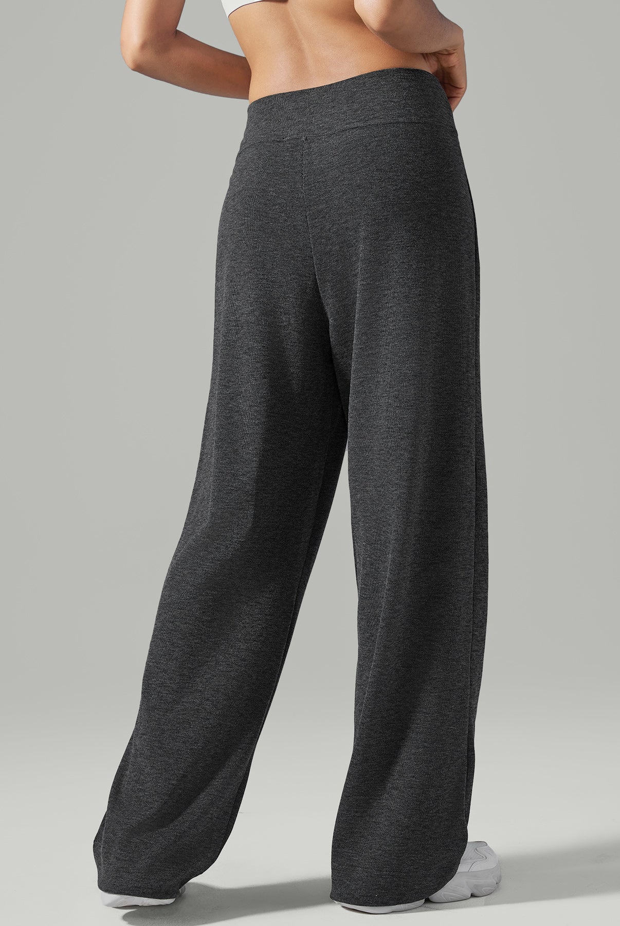 Women's Knitted Polyester Yoga Pants Sustainable Yoga Bottoms - BERLOOK