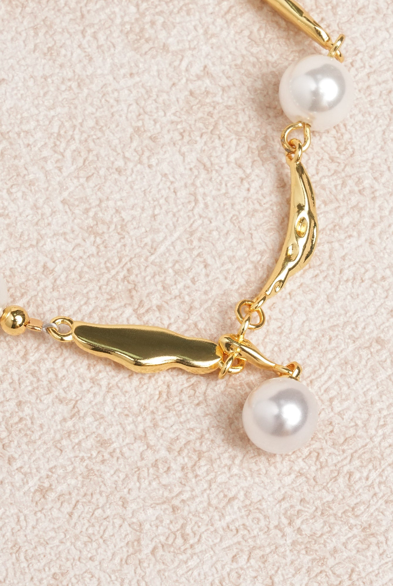 Women's pearl bracelet Sustainable Bracelets - BERLOOK