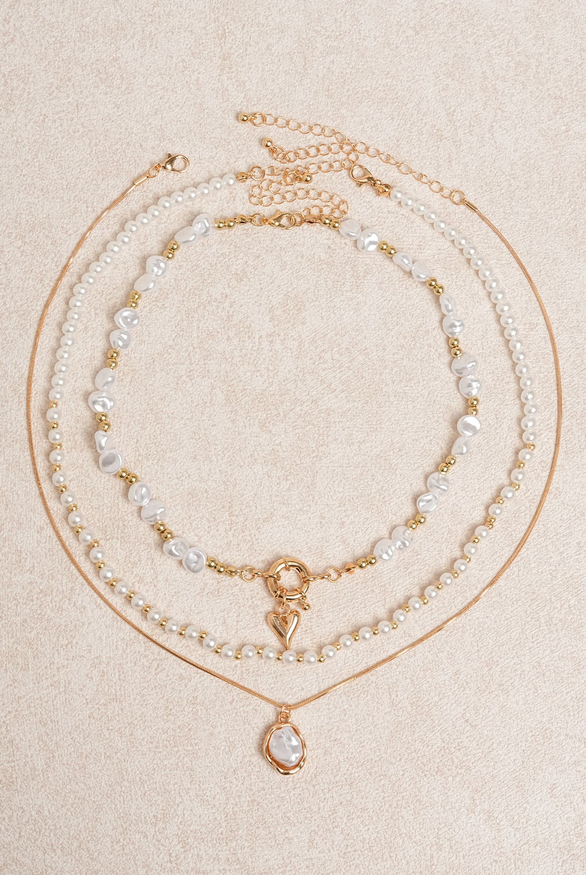 Women's Pearl Pendant Necklace Gold Sustainable - BERLOOK