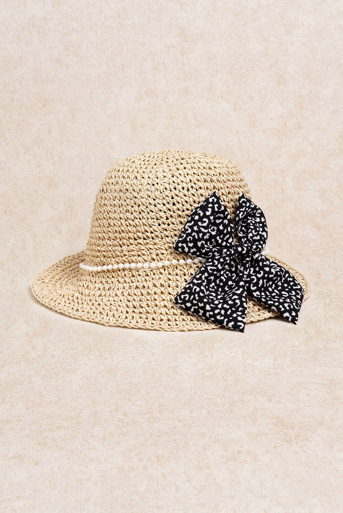 Women's woven straw hat Khaki Sustainable Hats - BERLOOK