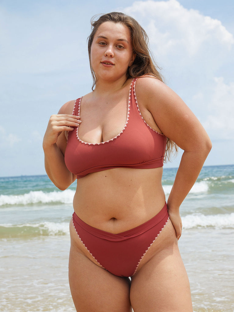 Contrast Stitch Longline Plus Size Bikini Top Sustainable Plus Size Bikinis - BERLOOK