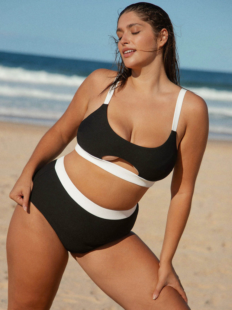 Contrast Trim Plus Size Bikini Bottom Sustainable Plus Size Bikinis - BERLOOK