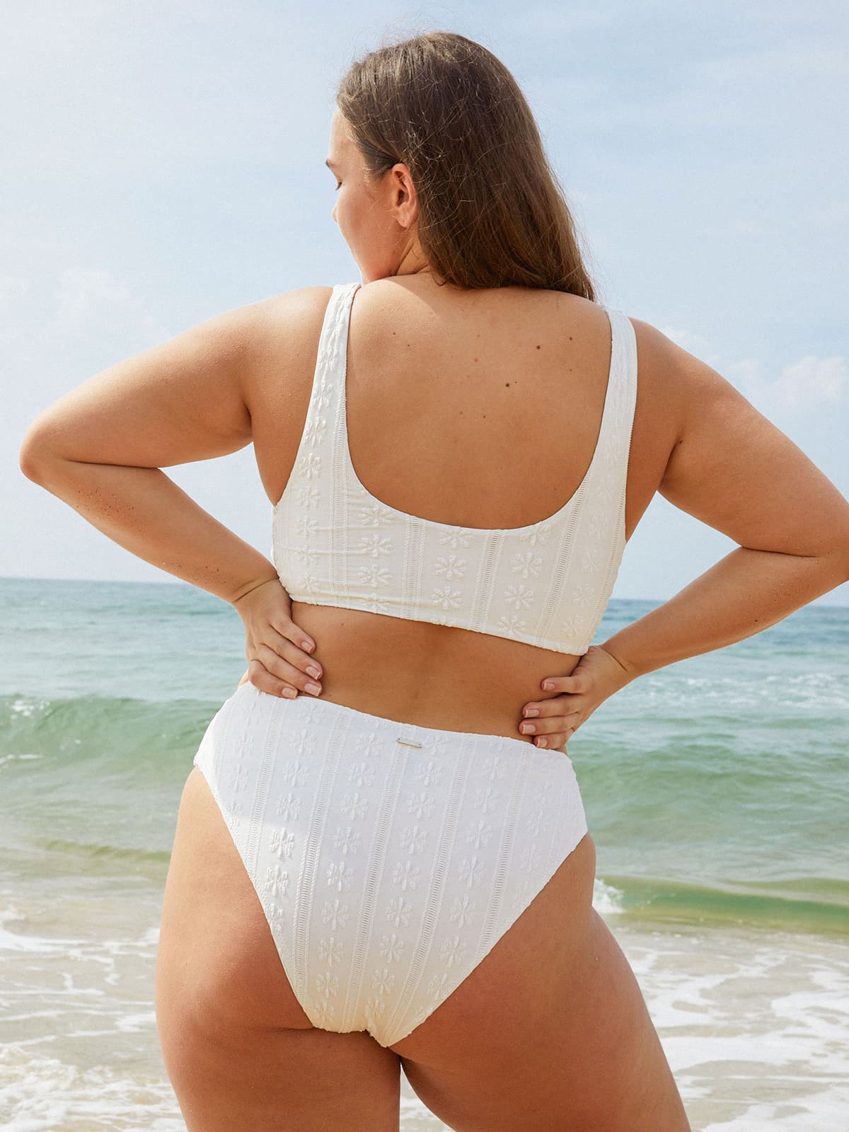 Solid Textured Bikini Bottom & Reviews - White - Sustainable Bikinis |  BERLOOK