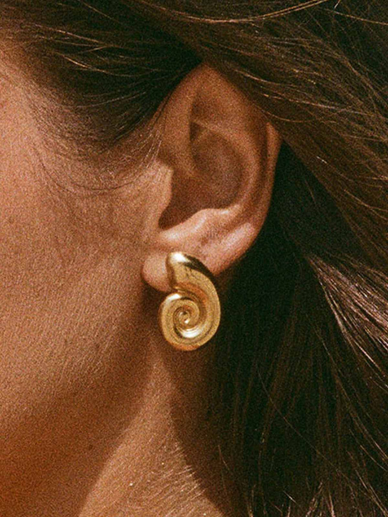 Stainless Steel Conch Spiral Hoop Earrings Sustainable Earrings - BERLOOK