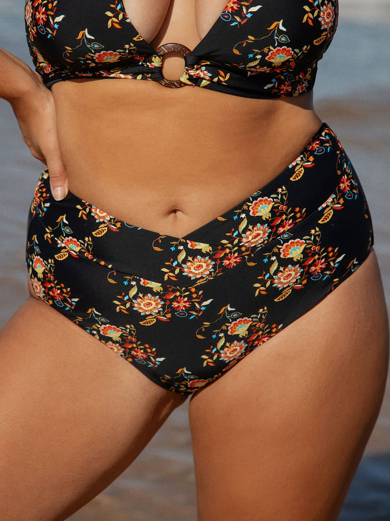 V-Cut Floral Plus Size Bikini Bottom Sustainable Plus Size Bikinis - BERLOOK