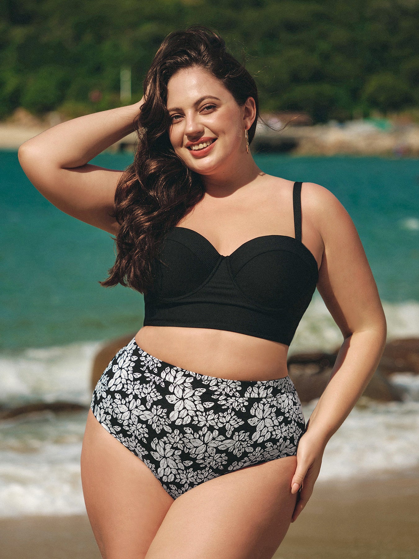 Women Knitted Nylon Bikini Tops Sustainable Plus Size Bikinis - BERLOOK
