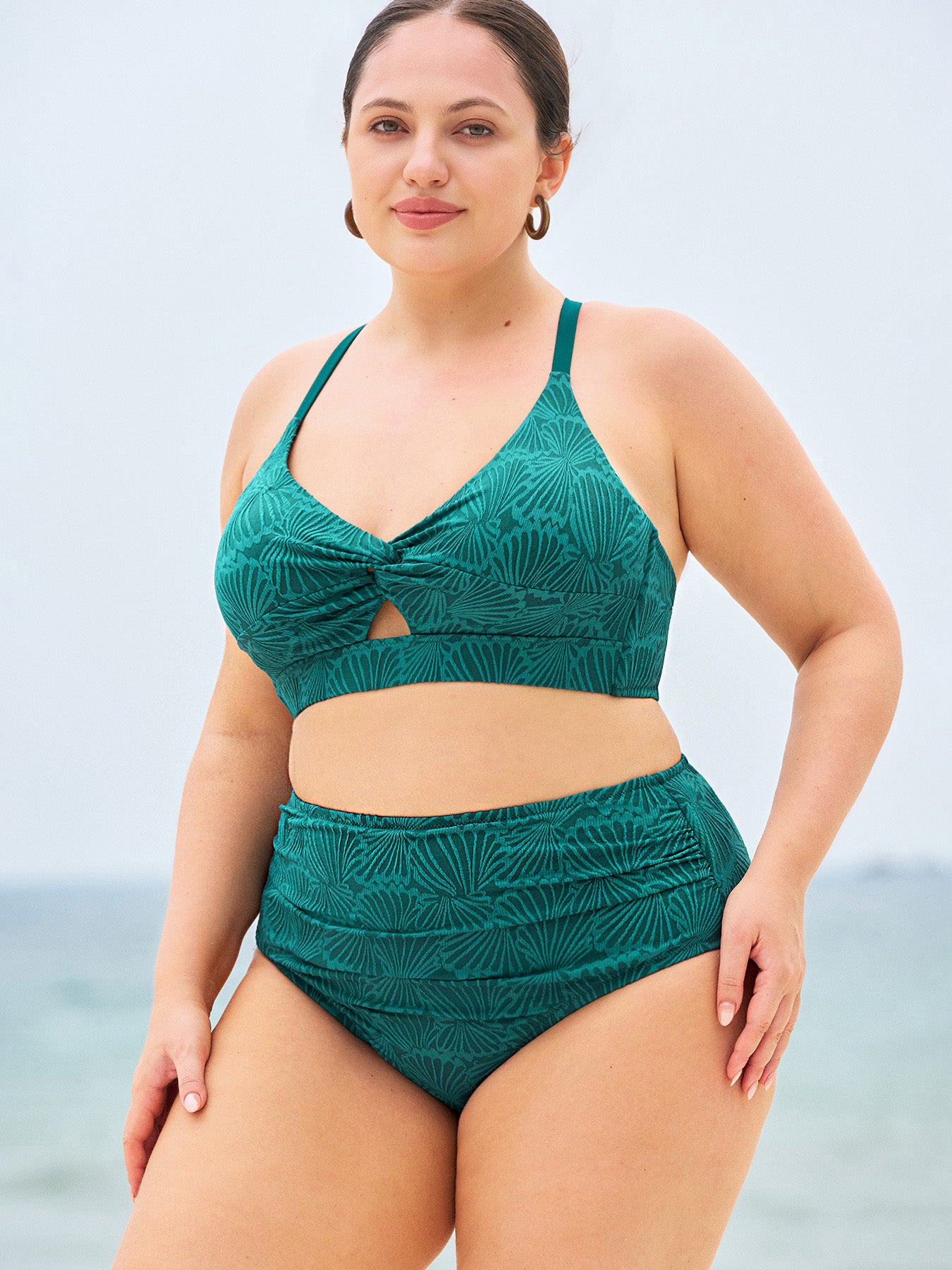 Women Knitted Nylon Bikini Tops Sustainable - BERLOOK