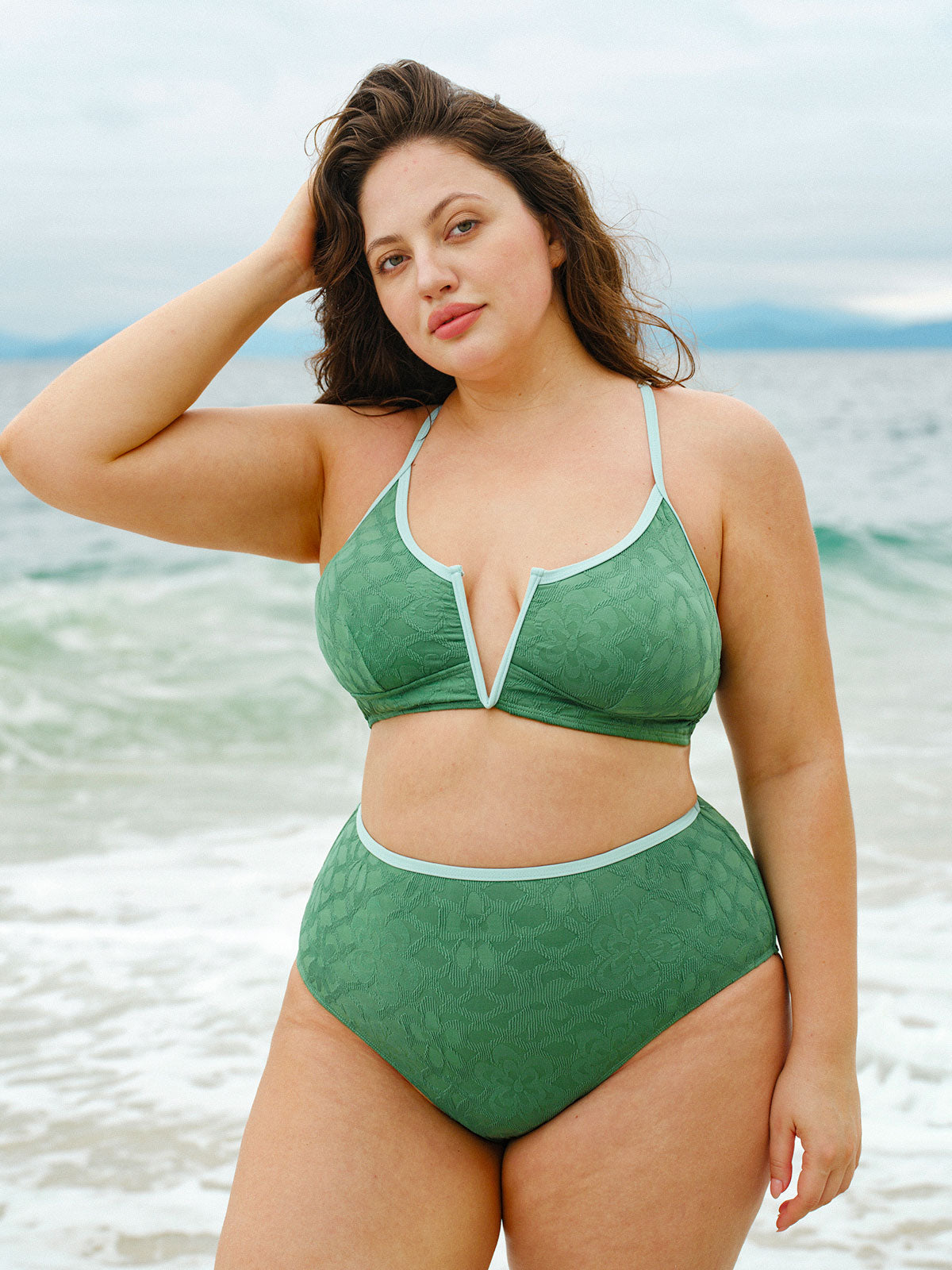 Women Knitted Nylon Bikini Tops Sustainable Plus Size Bikinis - BERLOOK