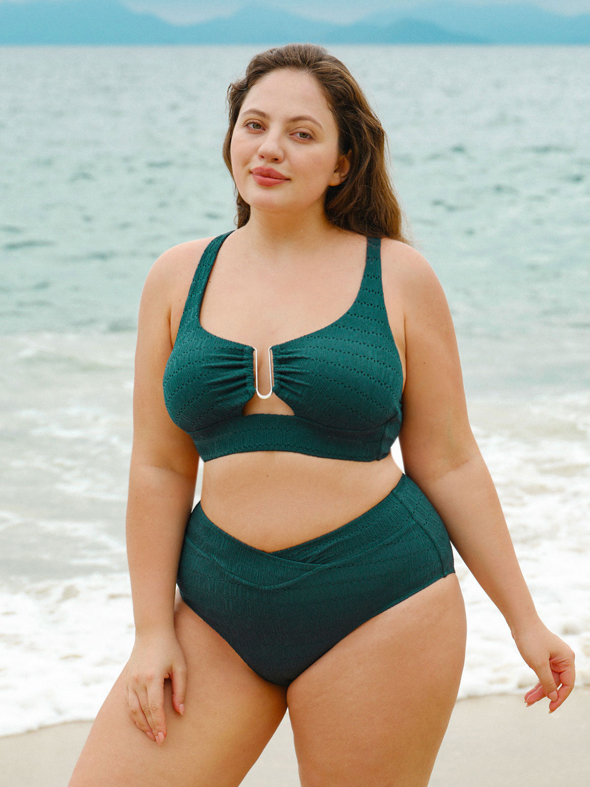 Women Knitted Nylon blended Bikini Tops Sustainable Plus Size Bikinis - BERLOOK