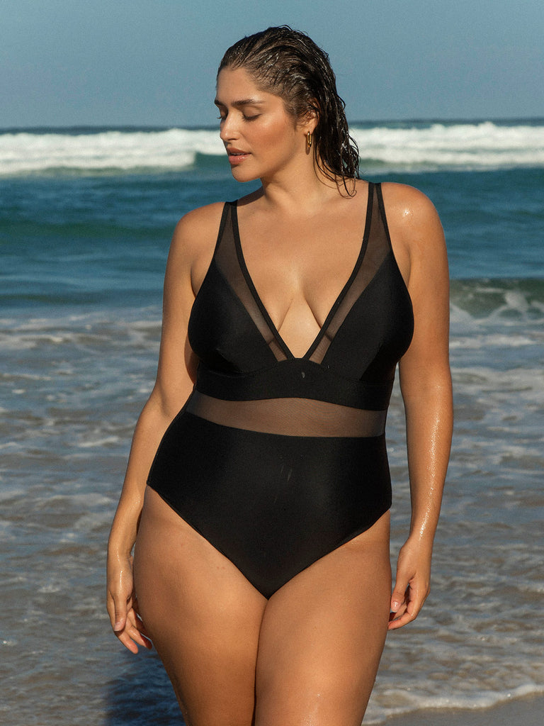 Women Knitted Nylon One Pieces Swimwear Sustainable Plus Size One-Pieces - BERLOOK