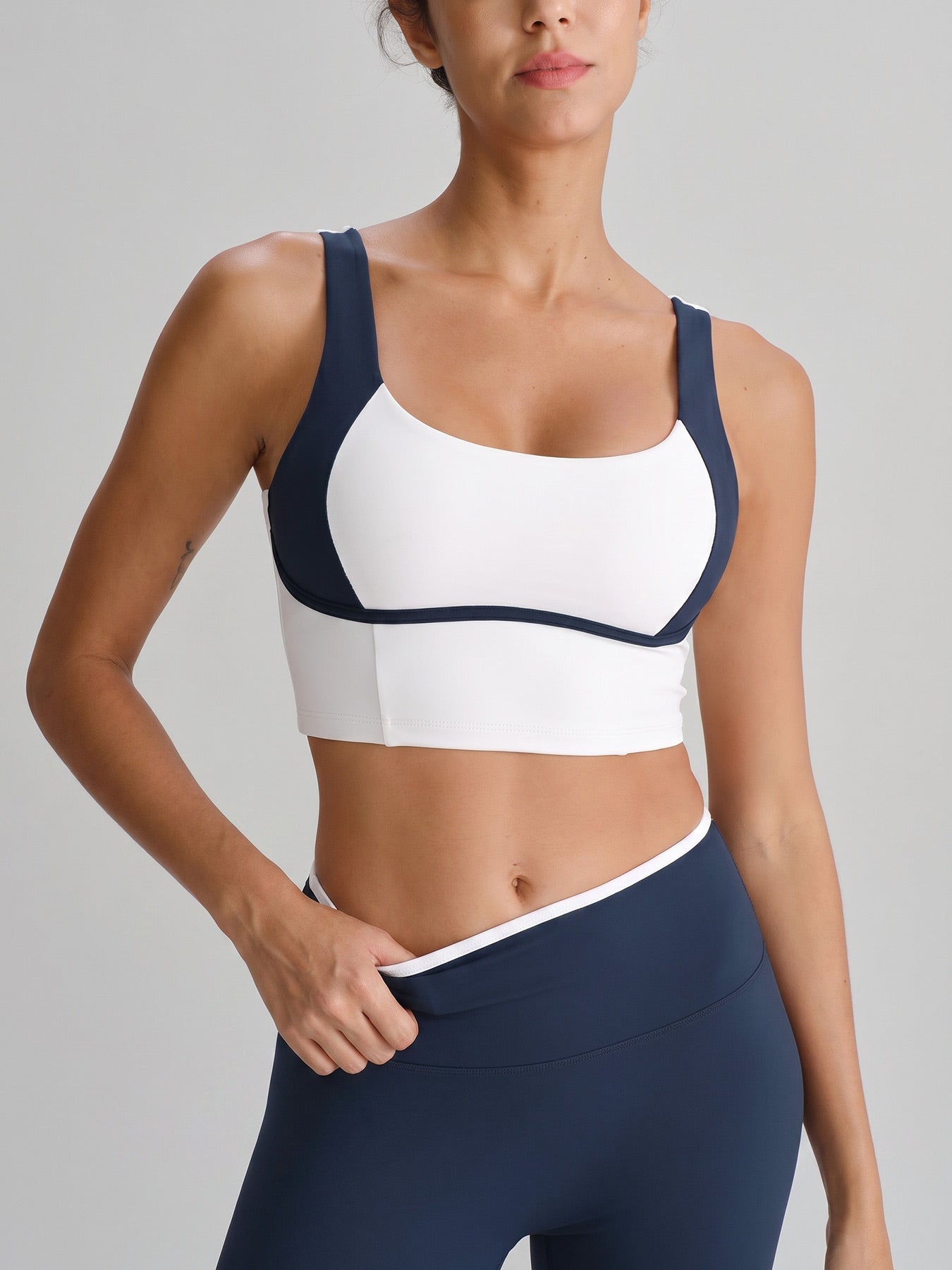 Women Knitted Nylon Spandex Yoga Camis Navy Sustainable Yoga Tops - BERLOOK