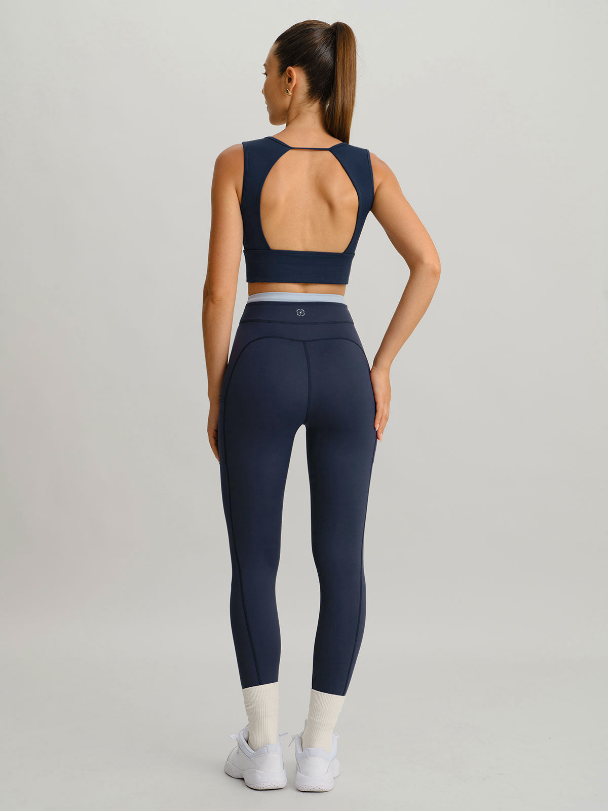 Women Knitted Nylon Sports Bras Sustainable Yoga Tops - BERLOOK