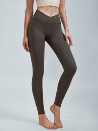 Women Knitted Nylon Yoga Leggings Dark Coffee Sustainable Yoga Bottoms - BERLOOK