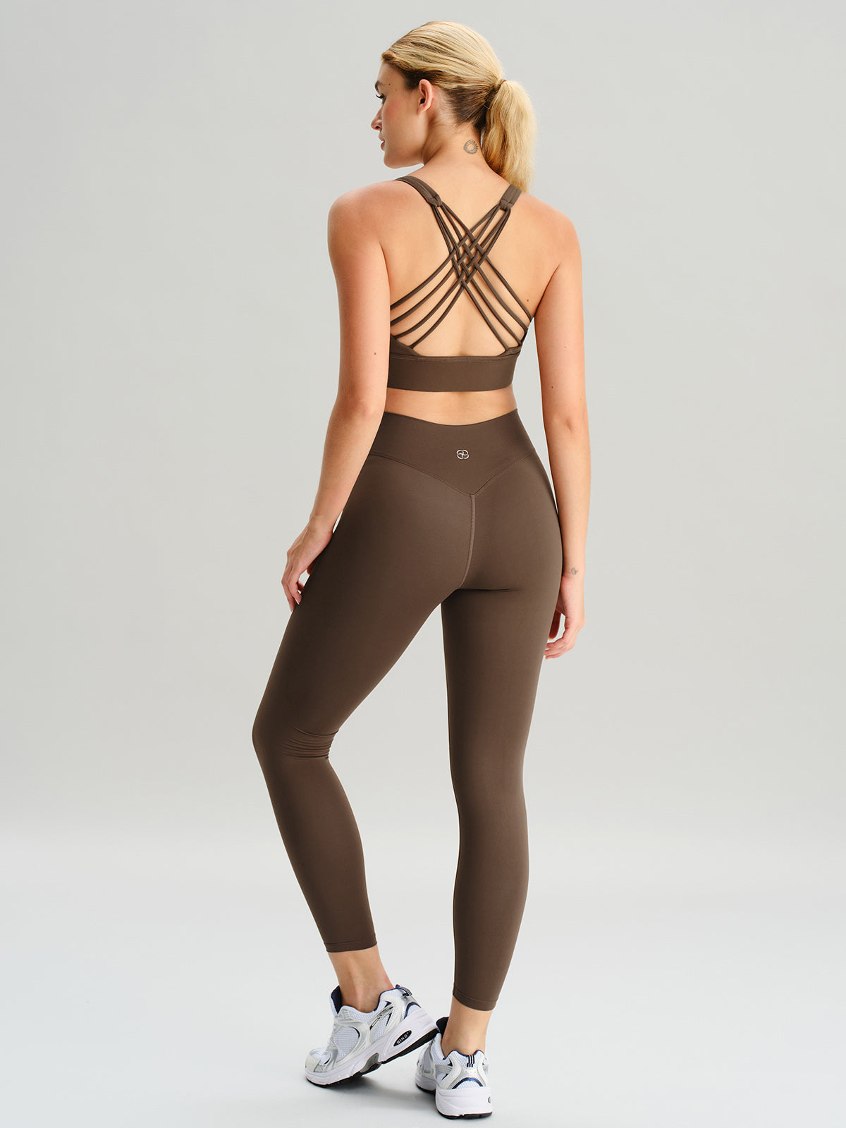 Women Knitted Nylon Yoga Leggings Sustainable Yoga Bottoms - BERLOOK