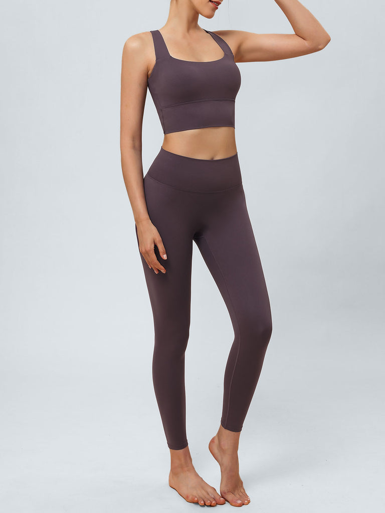 Women Knitted Nylon Yoga Sports Bras Sustainable Yoga Tops - BERLOOK