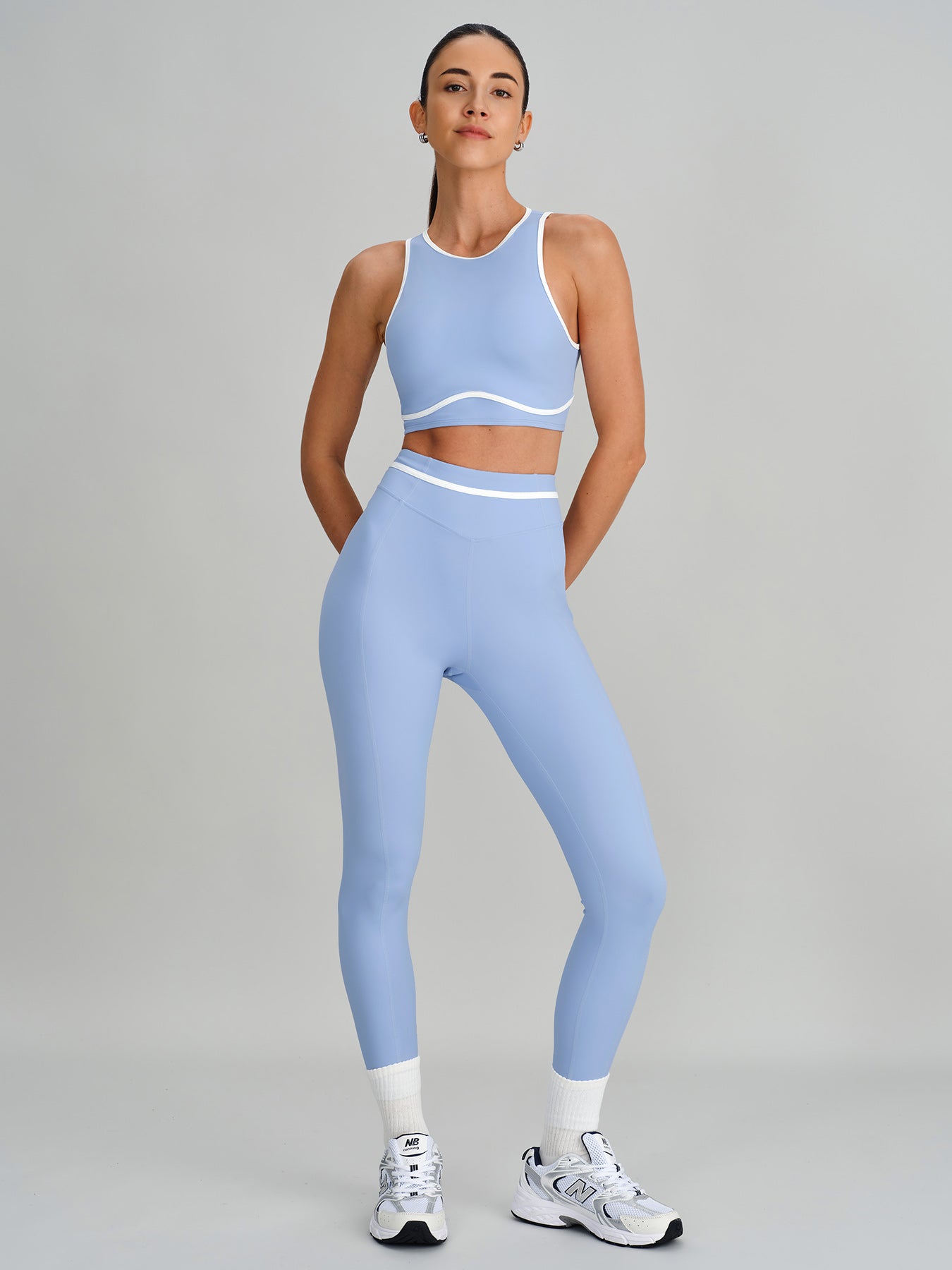 Women's Knitted Nylon Athletic Leggings Sustainable Yoga Bottoms - BERLOOK