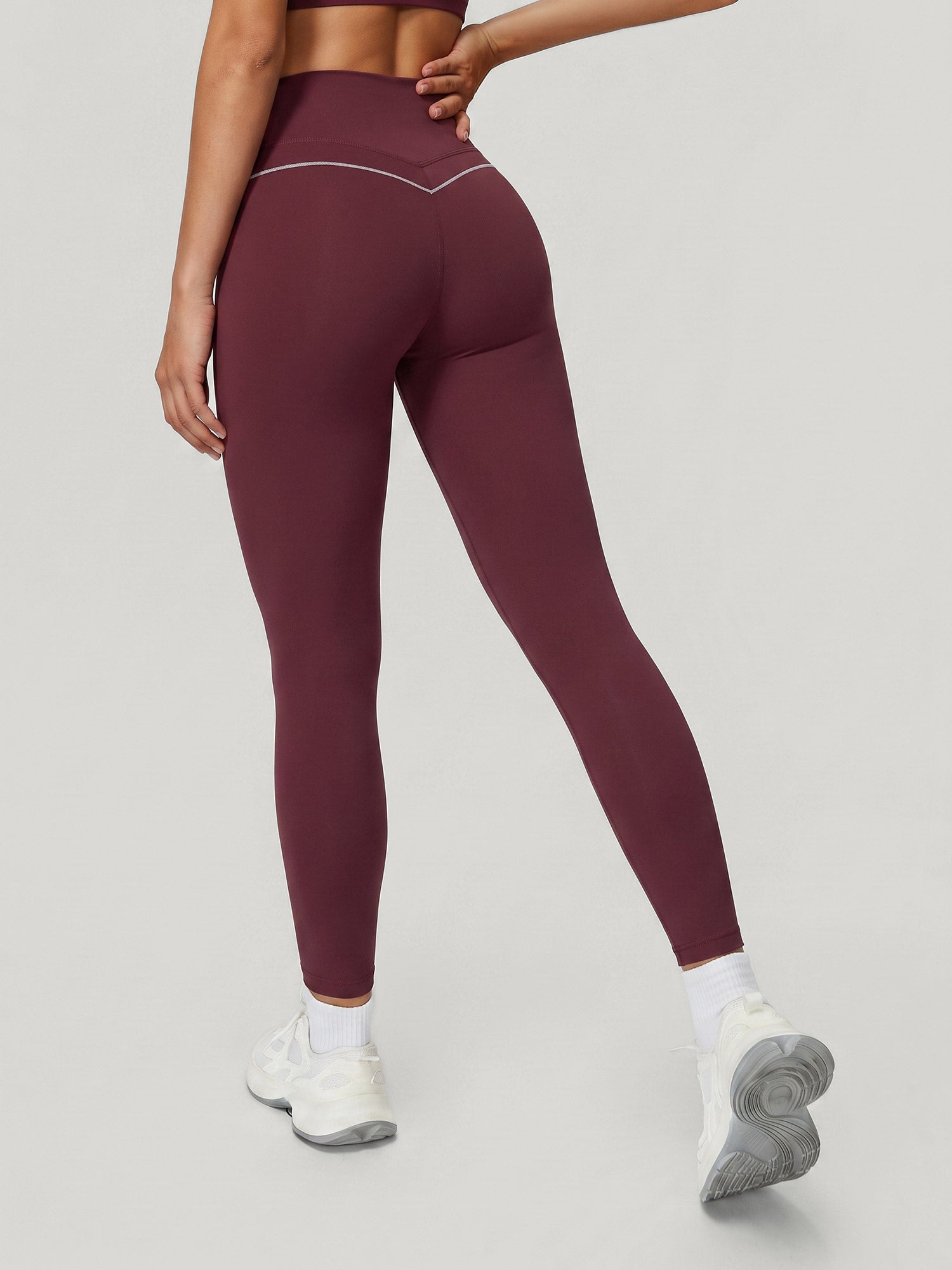 Women's Knitted Nylon Leggings Red Sustainable - BERLOOK