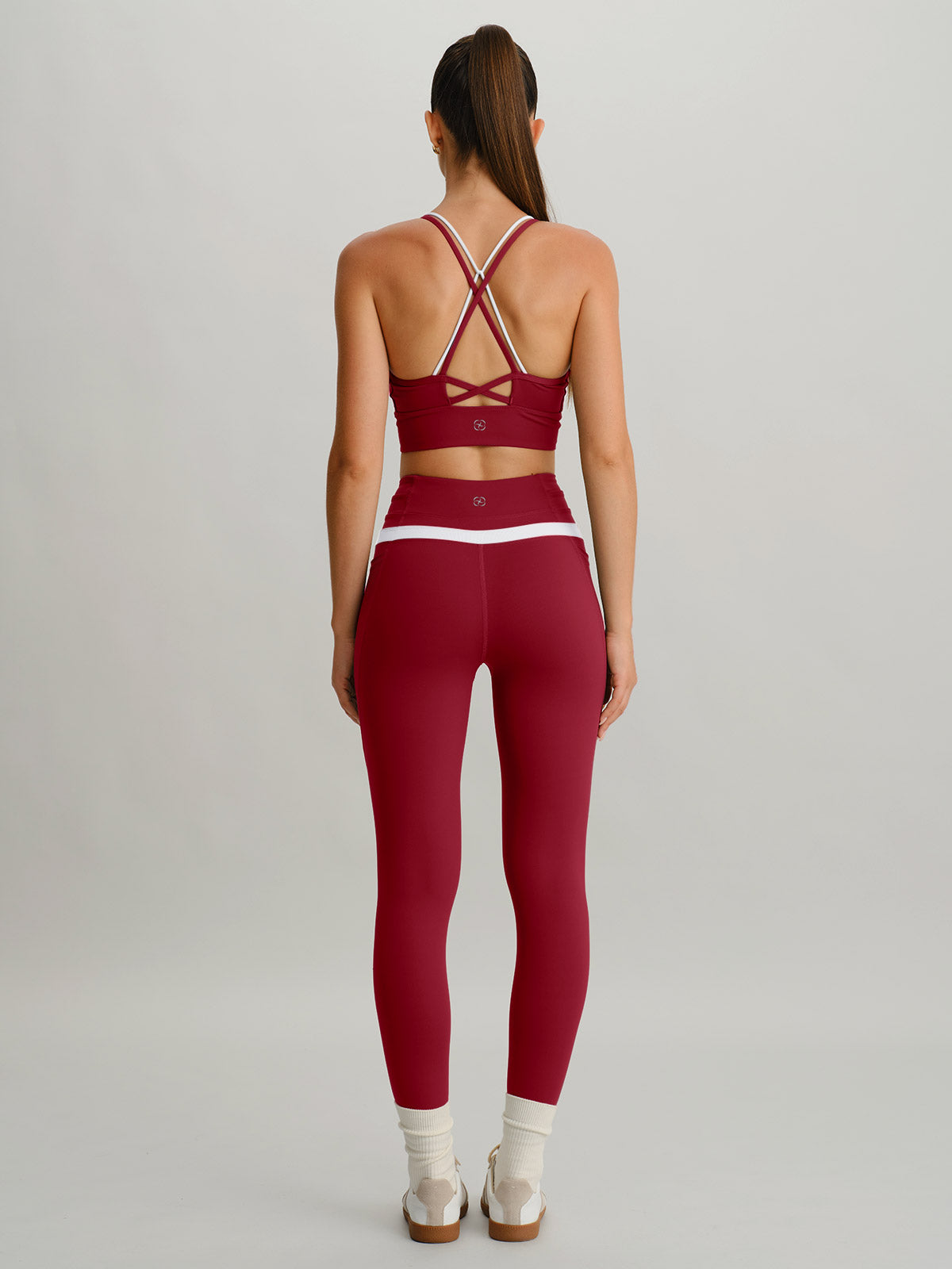 Women's Knitted Nylon Leggings Sustainable Yoga Bottoms - BERLOOK