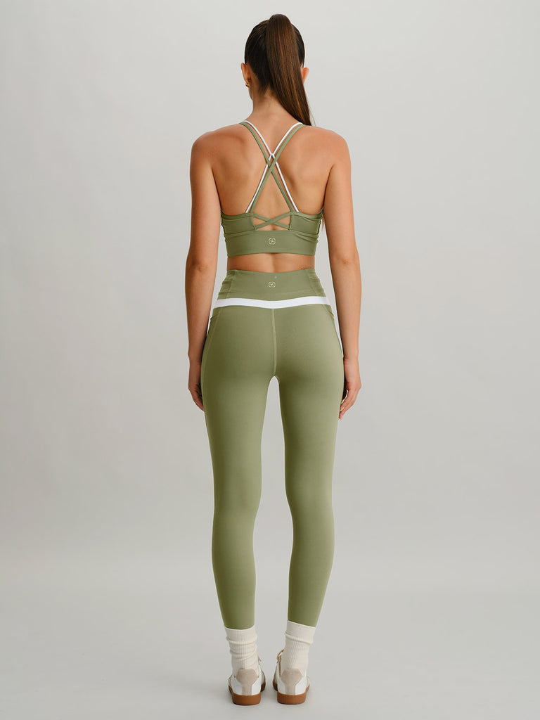 Women's Knitted Nylon Leggings Sustainable Yoga Bottoms - BERLOOK