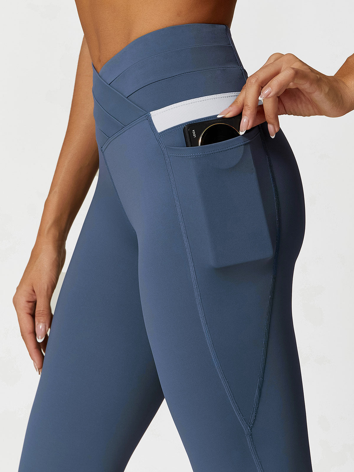 Women's Knitted Nylon Leggings Sustainable Yoga Bottoms - BERLOOK