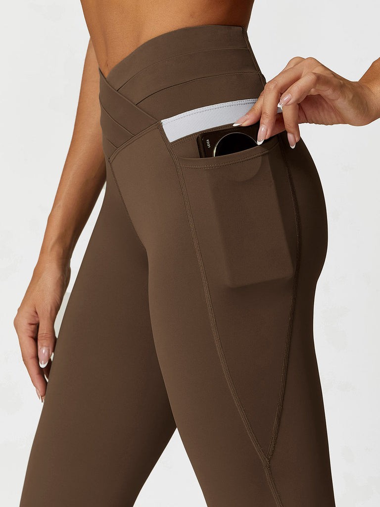 Women's Knitted Nylon Leggings Sustainable Yoga Bottoms - BERLOOK