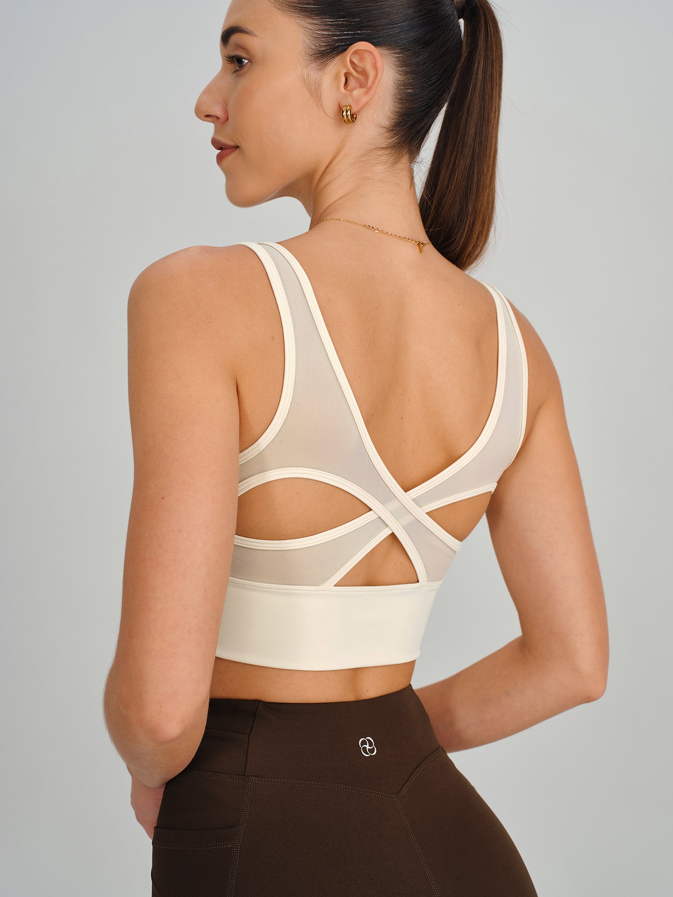 Women's Knitted Nylon Sports Bra Beige Sustainable Yoga Tops - BERLOOK