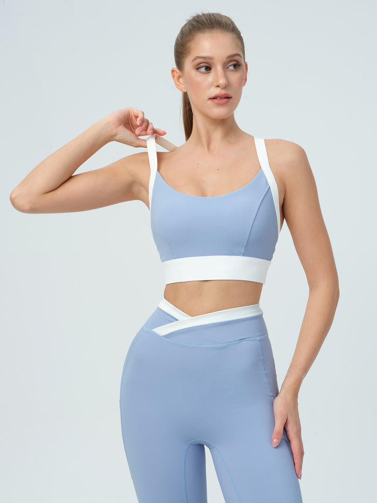 Women's Knitted Nylon Sports Bra Sustainable Yoga Tops - BERLOOK